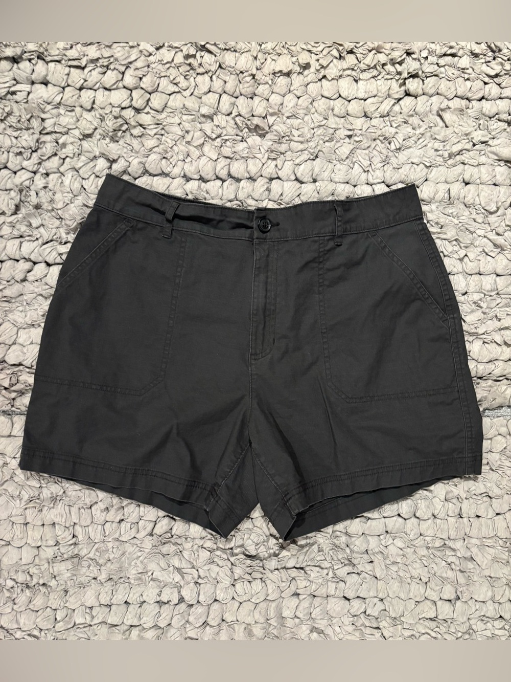 Eddie Bauer Women’s Ripstop Shorts in Charcoal